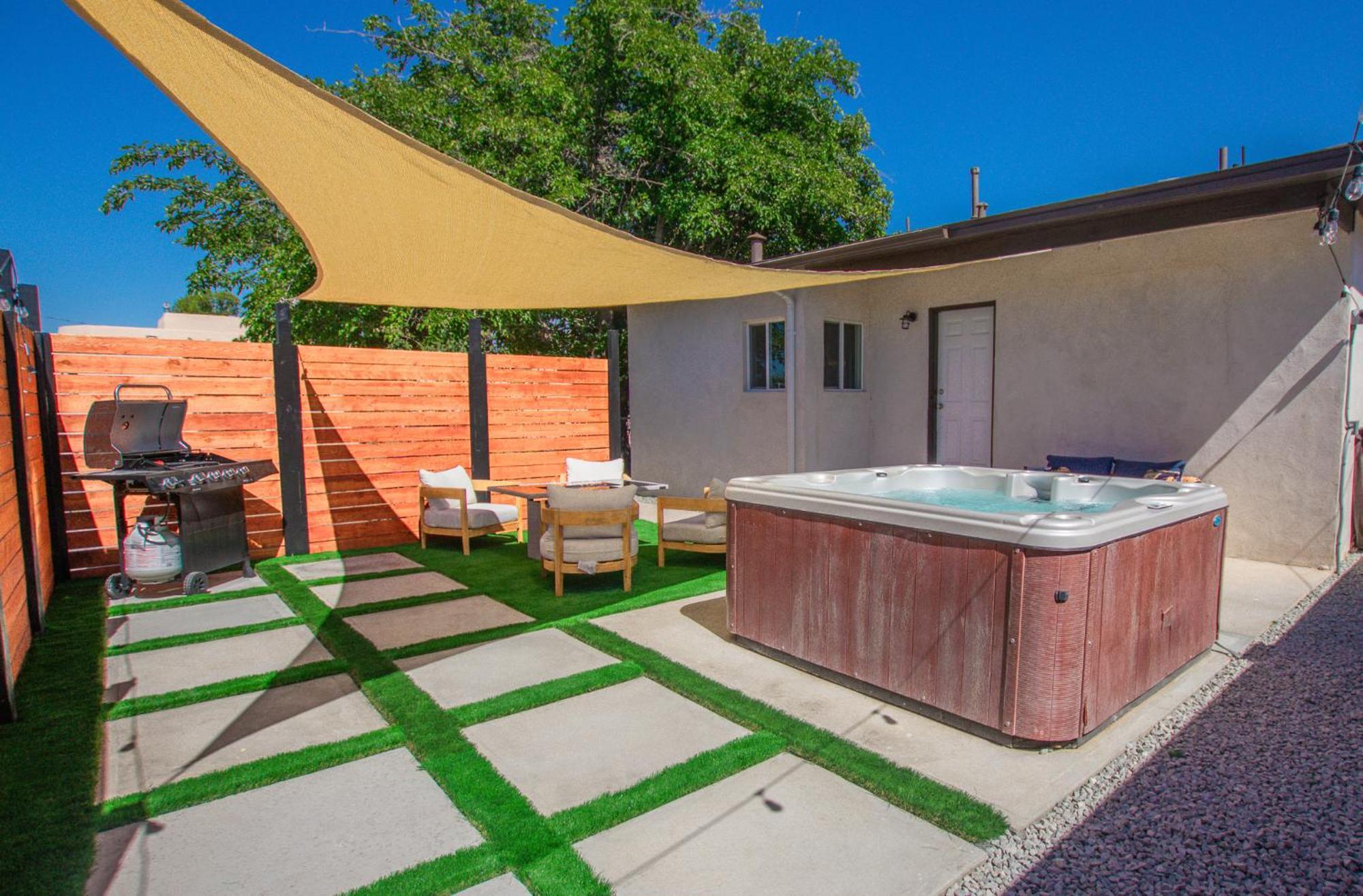 Holiday home Casa Urbana-2bd-2bth-hot Tub-pet Friendly-no Pet Fees! *