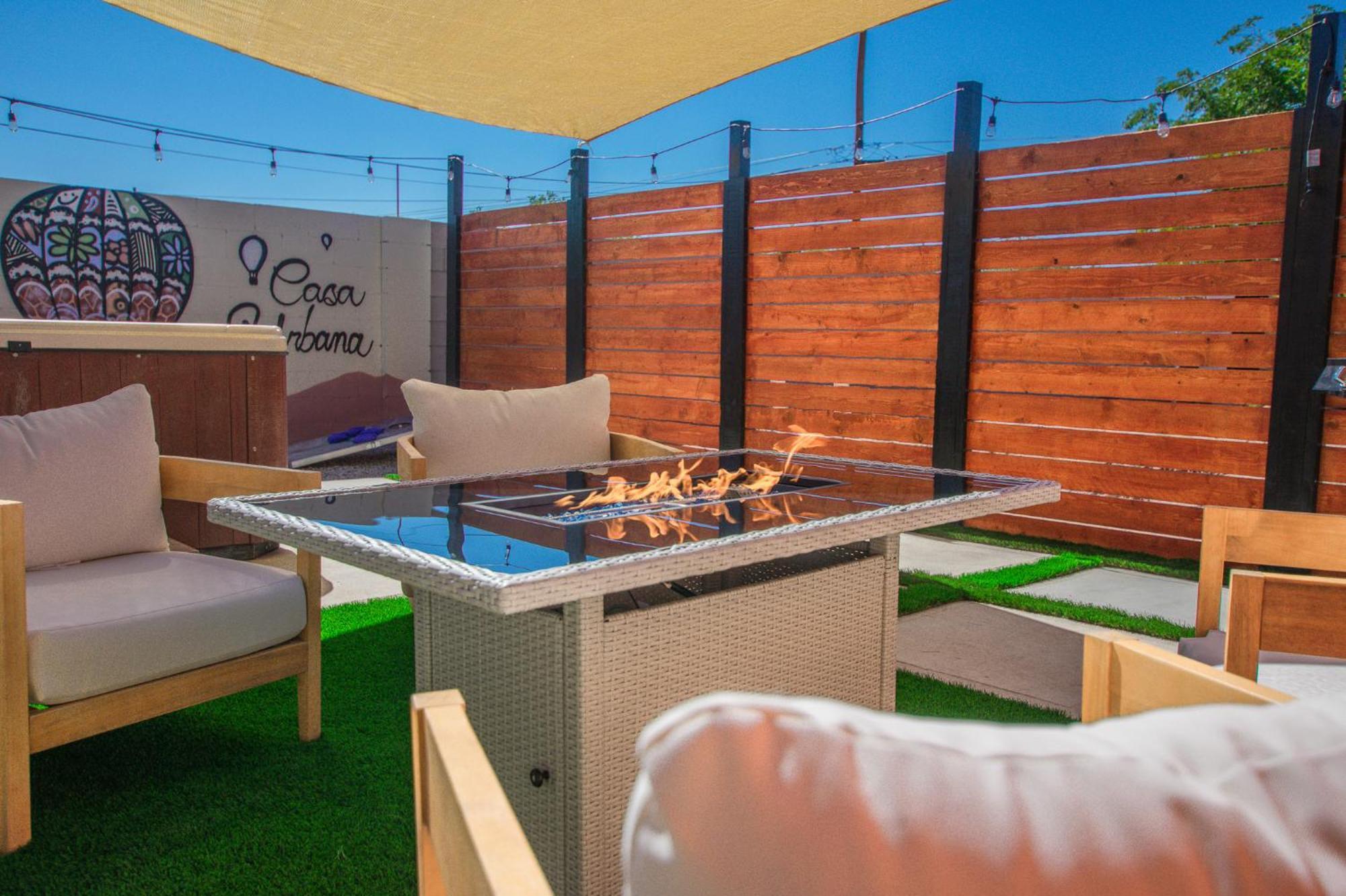 Casa Urbana-2bd-2bth-hot Tub-pet Friendly-no Pet Fees! * Albuquerque